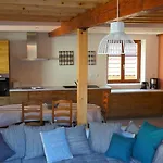 Les De La Mere Michele Holiday home *