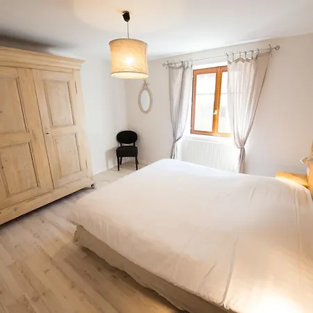 Les De La Mere Michele Vakantiehuis *